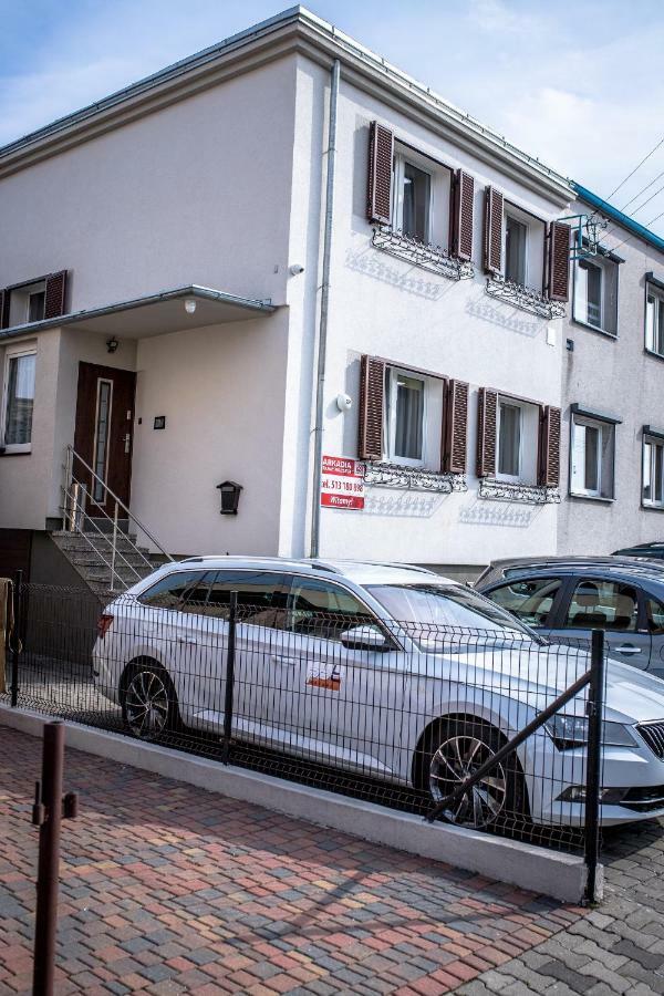 Pokoje Goscinne Arkadia Września Buitenkant foto
