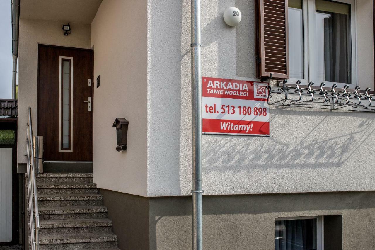 Pokoje Goscinne Arkadia Września Buitenkant foto